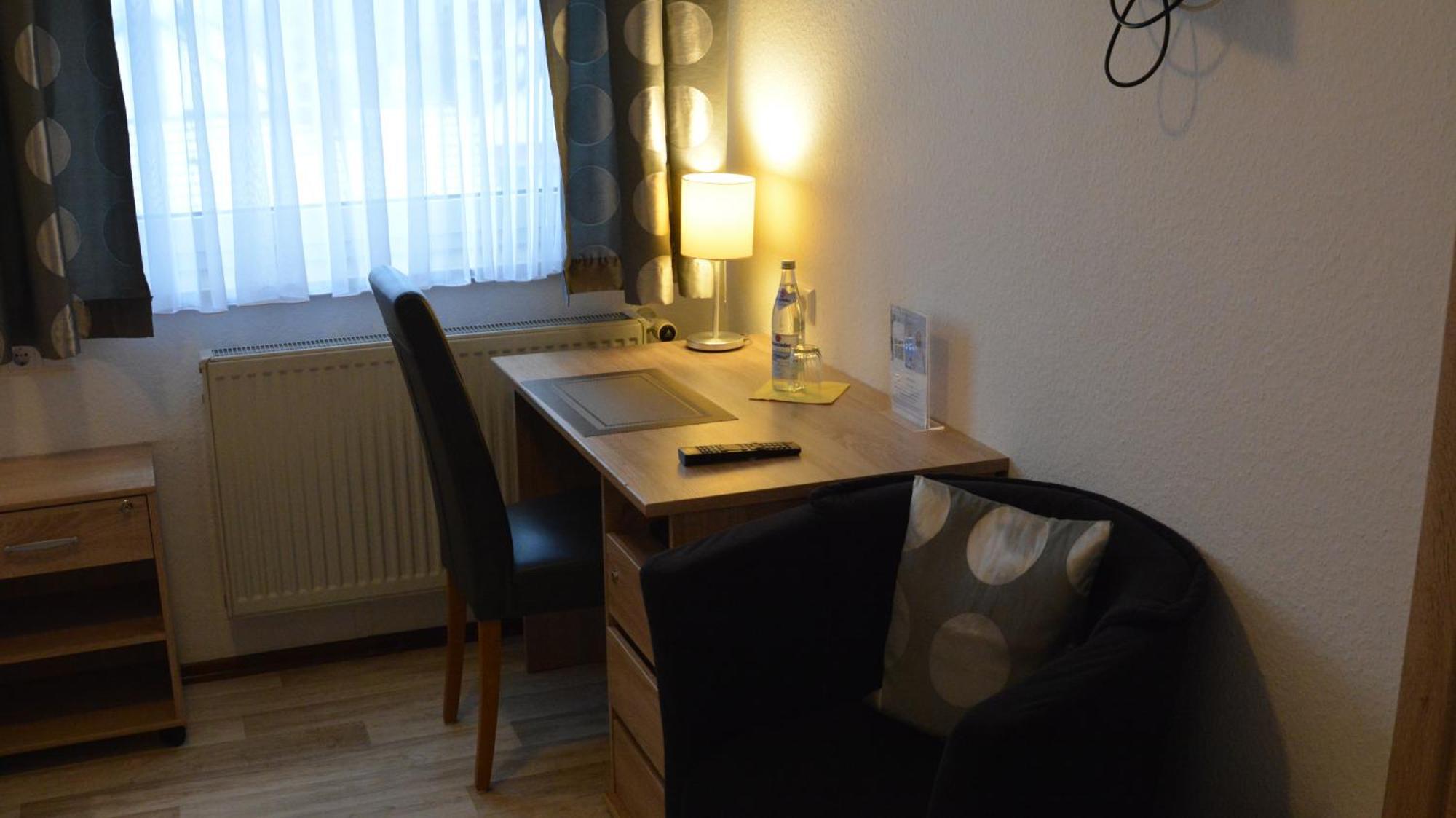 Hotel-Gasthof Zur Rose Weißenhorn Szoba fotó