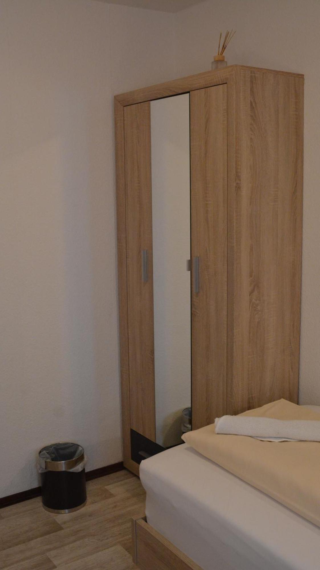 Hotel-Gasthof Zur Rose Weißenhorn Szoba fotó