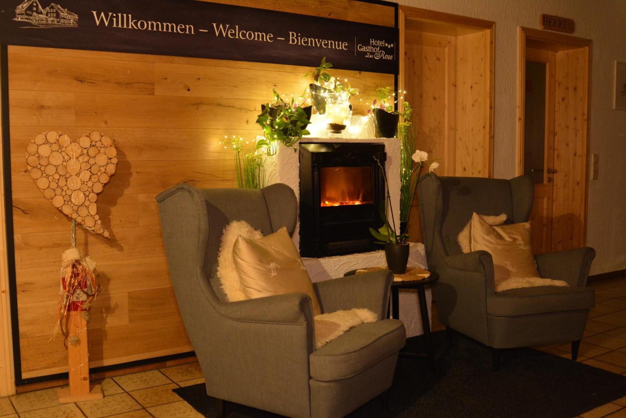 Hotel-Gasthof Zur Rose Weißenhorn Kültér fotó